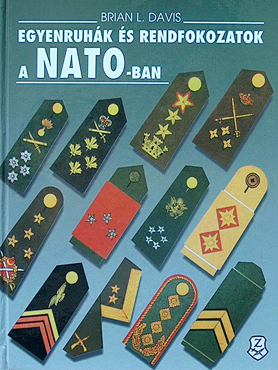 Zrínyi Kiadó NATO egyenruhák és rendfokozatok könyvborító